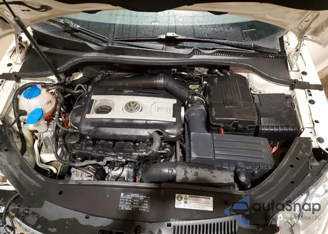 2010 Volkswagen Eos Turbo z USA, uszkodzony, nr VIN WVWBA7AH6AV020910